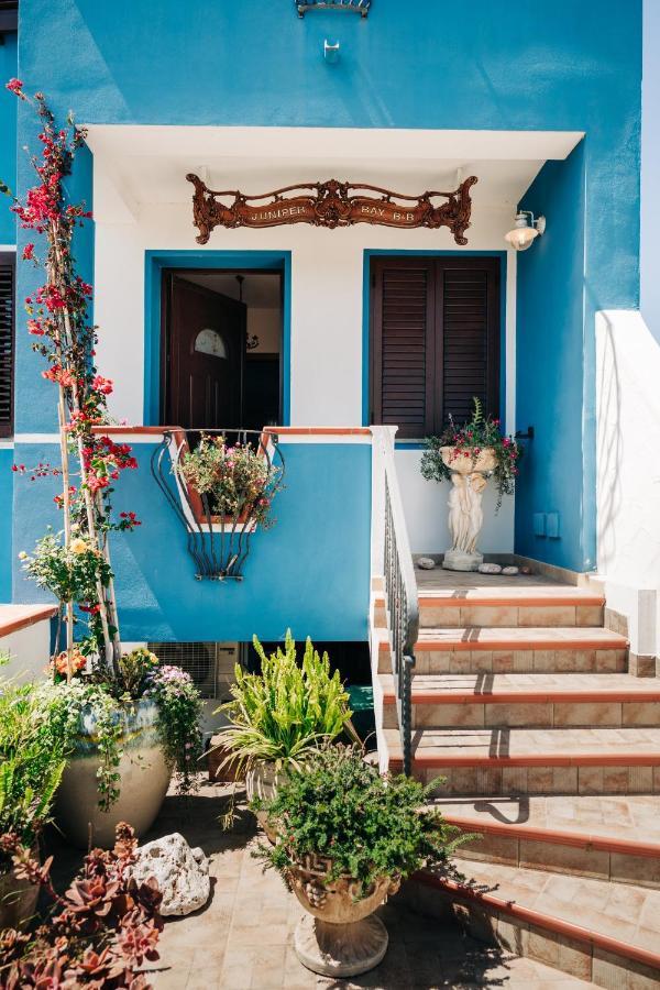 Juniper Bay Bed & Breakfast ปอร์โตสกูโซ ภายนอก รูปภาพ