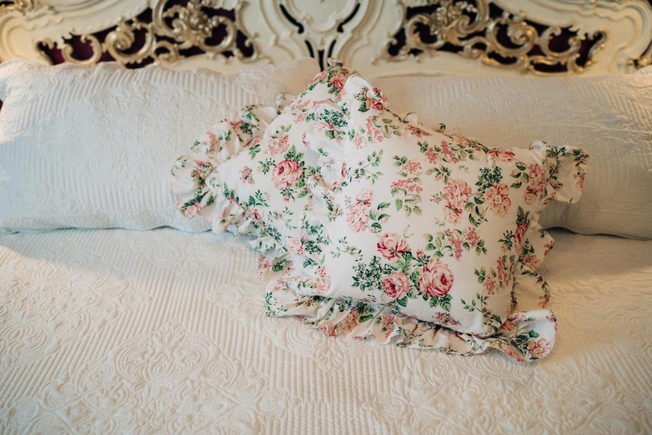 Juniper Bay Bed & Breakfast ปอร์โตสกูโซ ภายนอก รูปภาพ