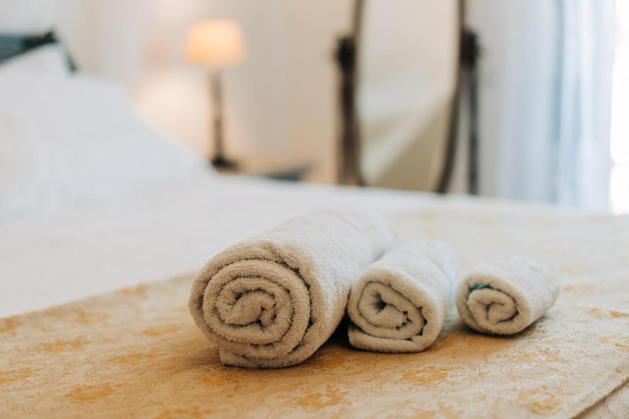Juniper Bay Bed & Breakfast ปอร์โตสกูโซ ภายนอก รูปภาพ