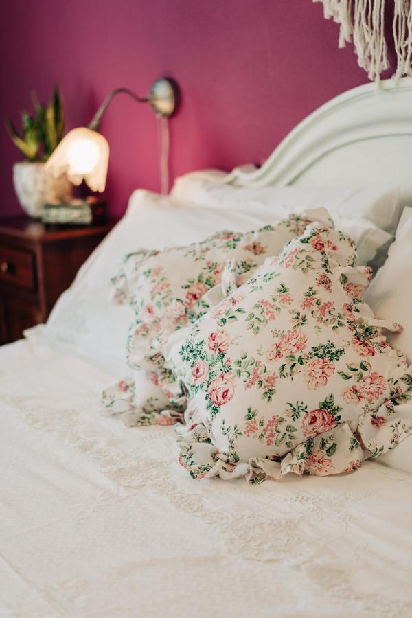 Juniper Bay Bed & Breakfast ปอร์โตสกูโซ ภายนอก รูปภาพ